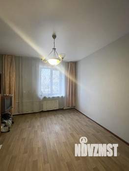 2-к квартира, вторичка, 52м2, 1/3 этаж