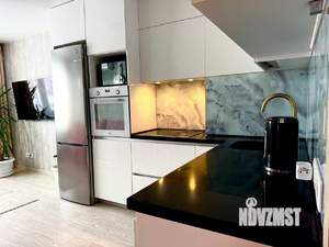 3-к квартира, вторичка, 61м2, 8/17 этаж