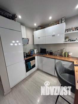 3-к квартира, вторичка, 63м2, 2/17 этаж