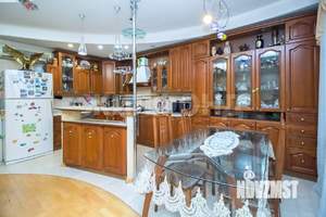 5-к квартира, вторичка, 133м2, 5/7 этаж