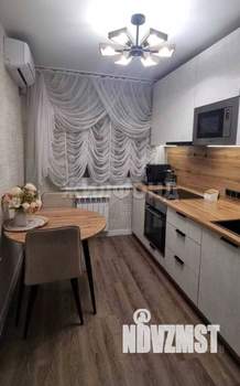 2-к квартира, вторичка, 43м2, 8/10 этаж