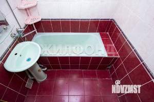 3-к квартира, вторичка, 63м2, 10/10 этаж