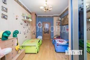 5-к квартира, вторичка, 133м2, 5/7 этаж