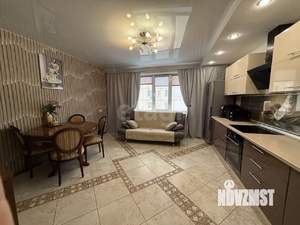 2-к квартира, вторичка, 74м2, 7/18 этаж