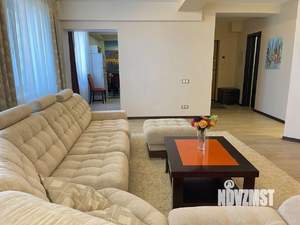 3-к квартира, вторичка, 98м2, 16/16 этаж