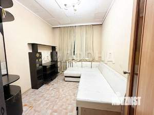 4-к квартира, вторичка, 61м2, 3/5 этаж