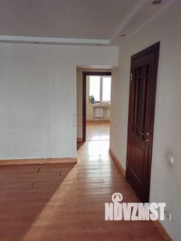 4-к квартира, вторичка, 104м2, 6/9 этаж