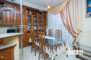 5-к квартира, вторичка, 133м2, 5/7 этаж