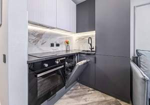 1-к квартира, вторичка, 42м2, 9/17 этаж