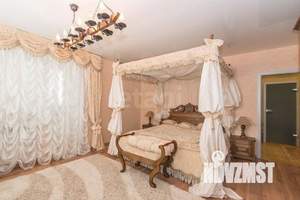 4-к квартира, вторичка, 118м2, 1/6 этаж