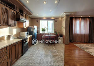 2-к квартира, вторичка, 80м2, 4/17 этаж