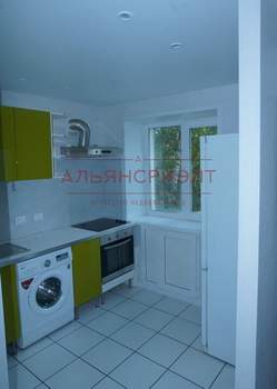 2-к квартира, вторичка, 42м2, 3/5 этаж
