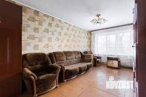 3-к квартира, вторичка, 60м2, 1/9 этаж