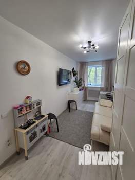 2-к квартира, вторичка, 44м2, 1/4 этаж
