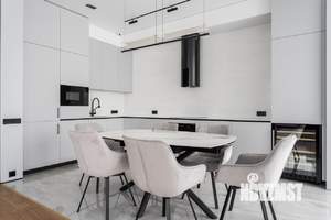 3-к квартира, вторичка, 99м2, 22/23 этаж
