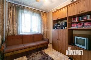 3-к квартира, вторичка, 60м2, 6/9 этаж