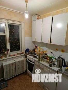 2-к квартира, вторичка, 46м2, 1/4 этаж