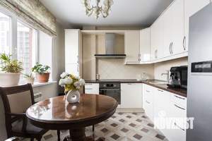 3-к квартира, вторичка, 89м2, 10/18 этаж