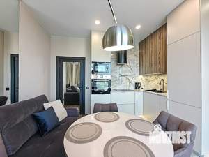 3-к квартира, вторичка, 57м2, 17/23 этаж