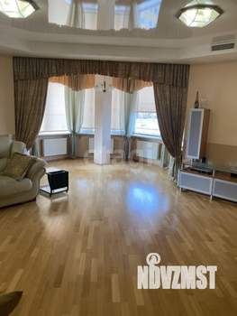 3-к квартира, вторичка, 132м2, 11/17 этаж