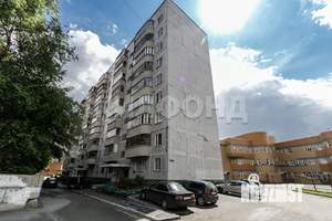 2-к квартира, вторичка, 53м2, 1/9 этаж
