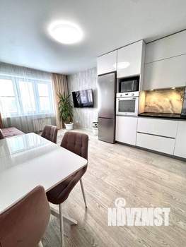 3-к квартира, вторичка, 61м2, 8/17 этаж