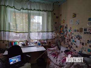 3-к квартира, вторичка, 63м2, 2/10 этаж