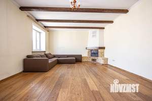 4-к квартира, вторичка, 131м2, 9/10 этаж