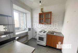 4-к квартира, вторичка, 63м2, 8/9 этаж