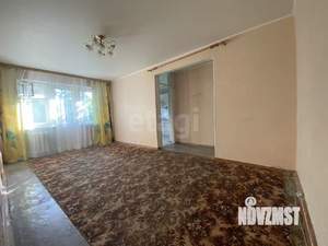 3-к квартира, вторичка, 60м2, 3/5 этаж