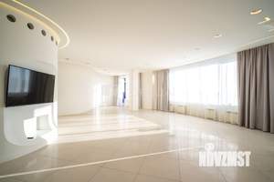 3-к квартира, вторичка, 187м2, 20/24 этаж