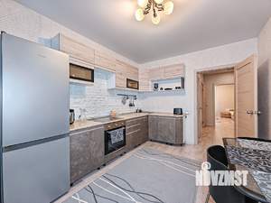 2-к квартира, вторичка, 61м2, 1/4 этаж