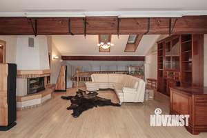 3-к квартира, вторичка, 133м2, 7/8 этаж