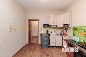 2-к квартира, вторичка, 64м2, 1/10 этаж