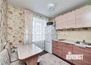 2-к квартира, вторичка, 43м2, 1/5 этаж