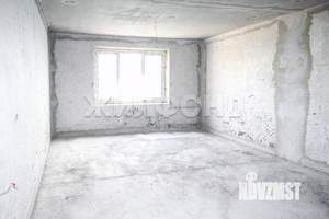 2-к квартира, вторичка, 58м2, 1/10 этаж