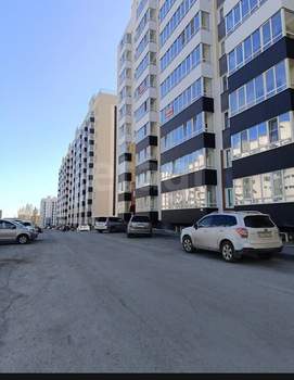 3-к квартира, вторичка, 87м2, 3/10 этаж