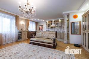 3-к квартира, вторичка, 100м2, 2/13 этаж