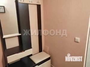 3-к квартира, вторичка, 64м2, 1/4 этаж