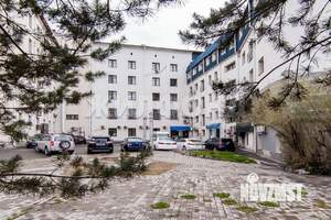 4-к квартира, вторичка, 140м2, 3/5 этаж