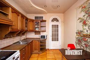 4-к квартира, вторичка, 99м2, 4/5 этаж