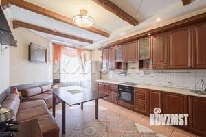 3-к квартира, вторичка, 98м2, 4/5 этаж