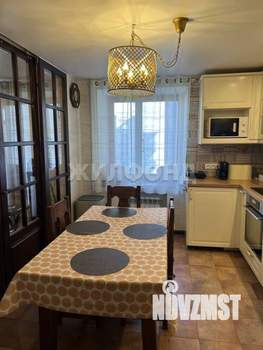 4-к квартира, вторичка, 102м2, 8/9 этаж