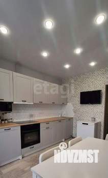 2-к квартира, вторичка, 64м2, 10/10 этаж