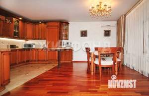 4-к квартира, вторичка, 132м2, 6/13 этаж