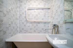 3-к квартира, вторичка, 60м2, 9/9 этаж