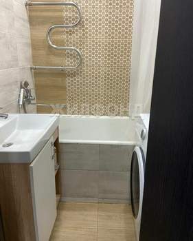 4-к квартира, вторичка, 73м2, 4/9 этаж