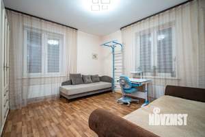 1-к квартира, вторичка, 33м2, 10/19 этаж