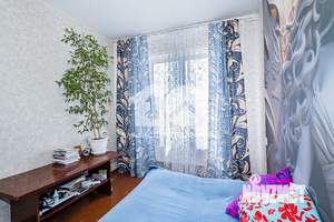 4-к квартира, вторичка, 70м2, 1/9 этаж