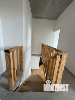 3-к квартира, вторичка, 100м2, 12/14 этаж
